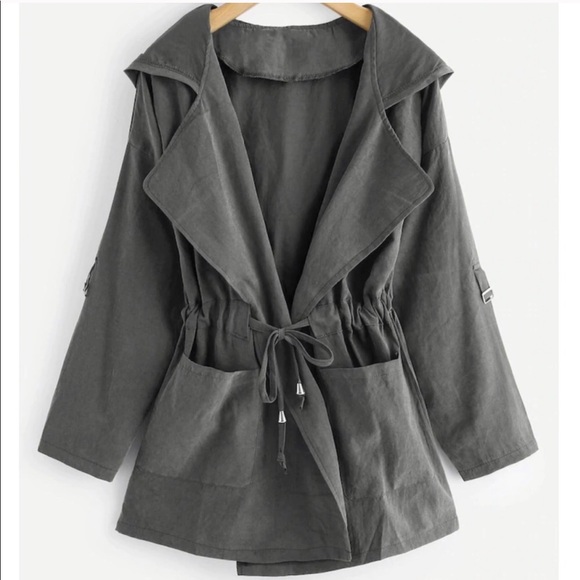 The Chic Petunia Jackets & Blazers - 🍩HOST PICK | Gray Hooded Jacket